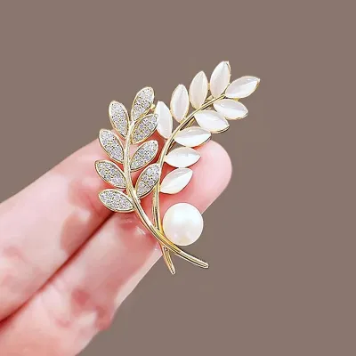 Elegant Gold Wheat Leaf Brooch/Pin